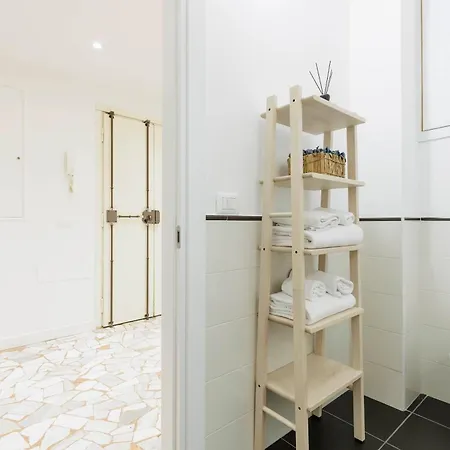 Giordano Luxury Home-2